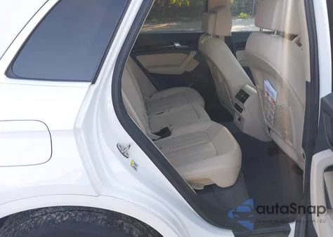 2018 Audi Q5 2.0T Premium/2.0T Tech Premium из США, поврежденный, VIN WA1BNAFY8J2231807